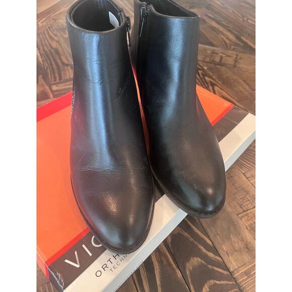 Vionic Georgia Womens 7.5 Comfort Leather Black Boho Western Bootie Witch Biker - Picture 3 of 9